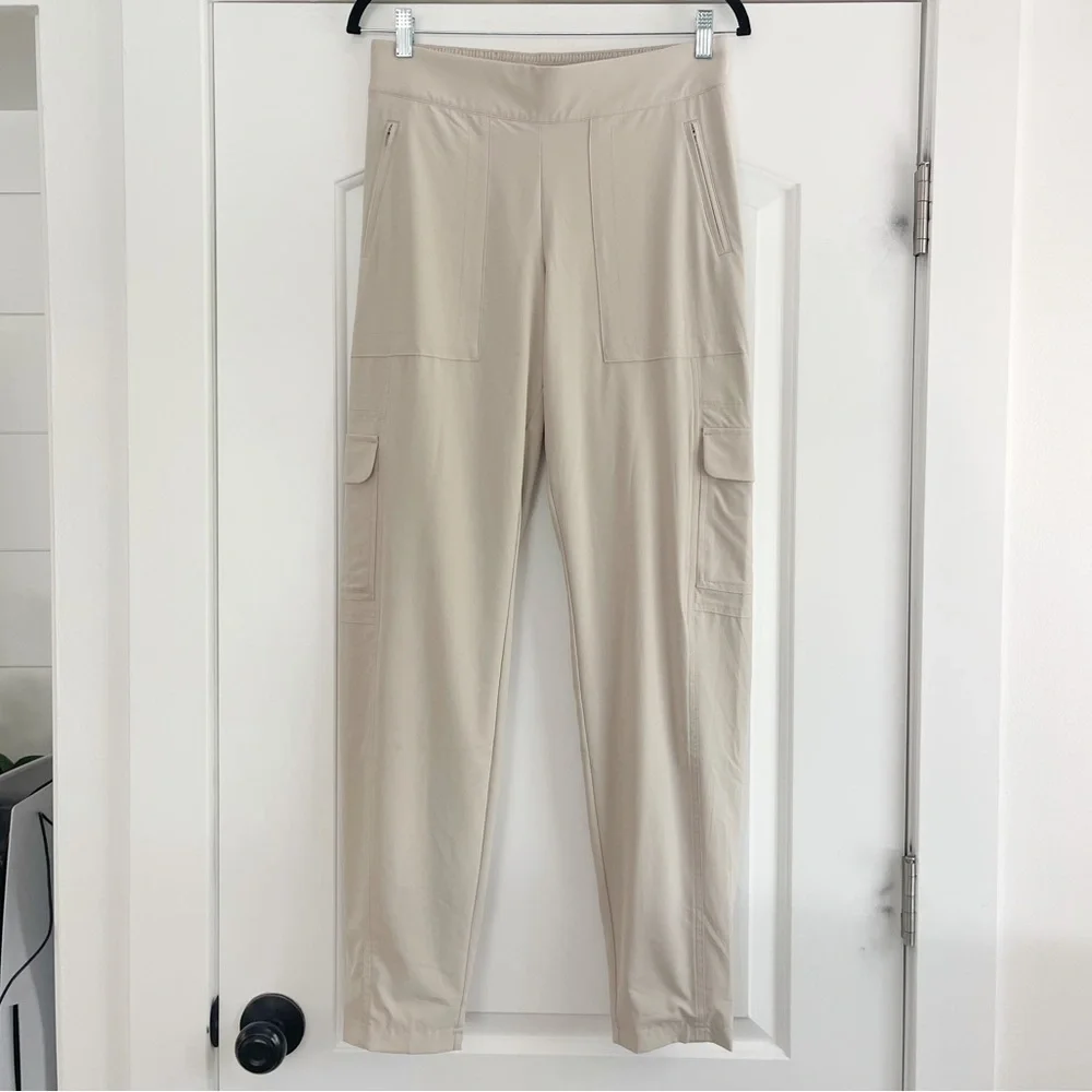 NWOT Athleta Chelsea Lined Cargo Pant - 25T - Picture 5 of 10